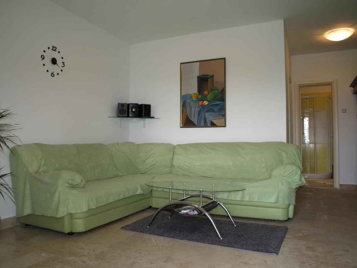 Apartment Pud Oreh Roč 部屋 写真