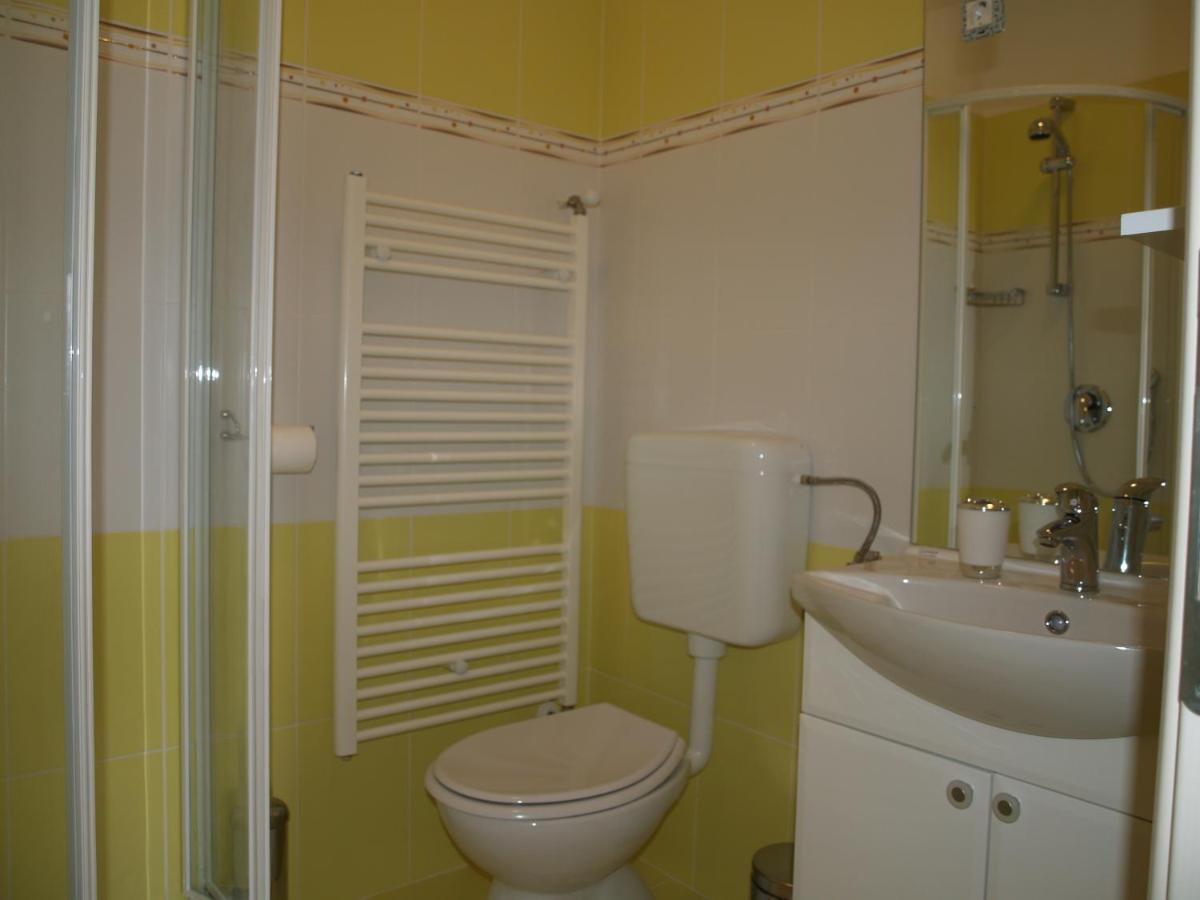 Apartment Pud Oreh Roč 部屋 写真